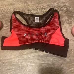 size L girls sports bra says “fierce”